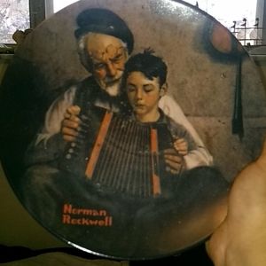 Norman rockwell plate the music Maker